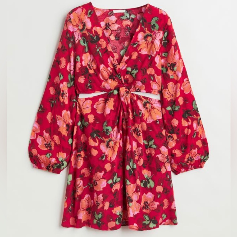 NWT. Knot-detail Cut-out Dress from H&M (Size M)